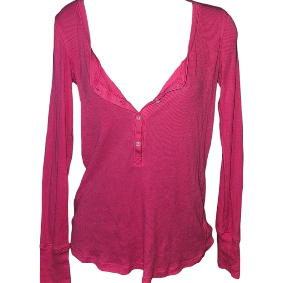 Victoria's Secret Long Sleeve 3/4 Button Down Top - Picture 2 of 3